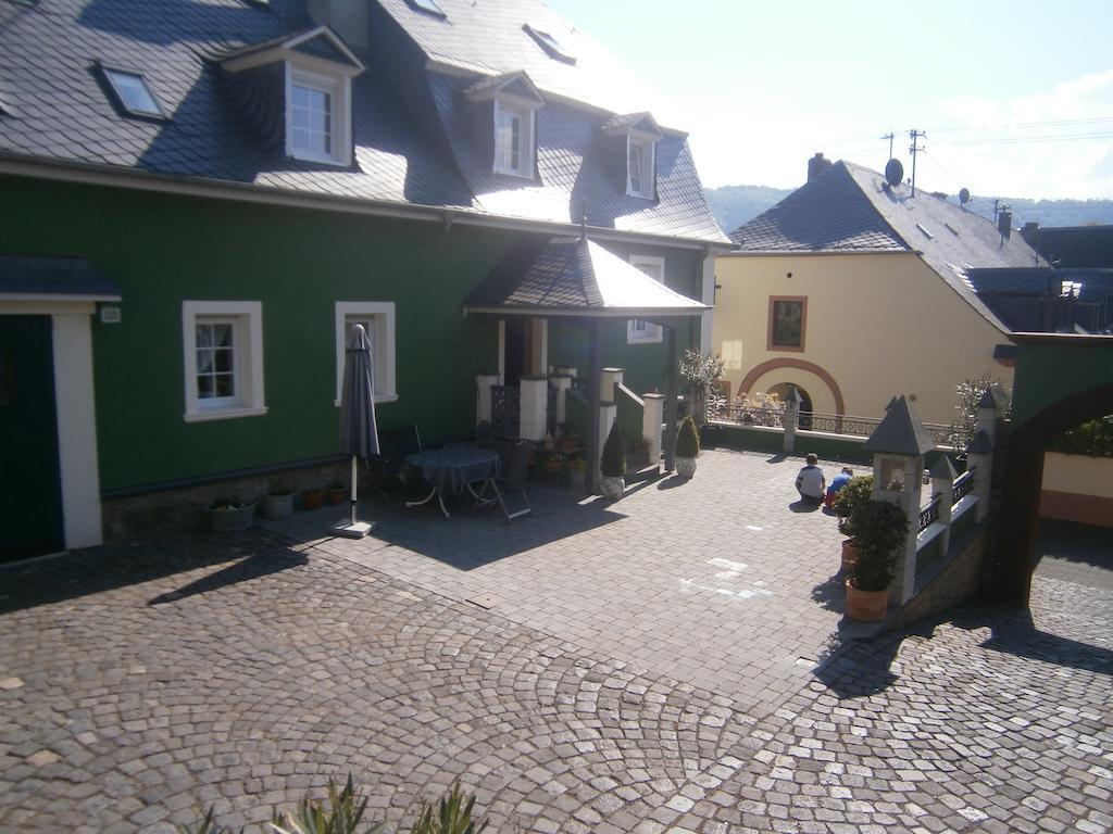 Ferienhaus Schneiders Kröv Стая снимка